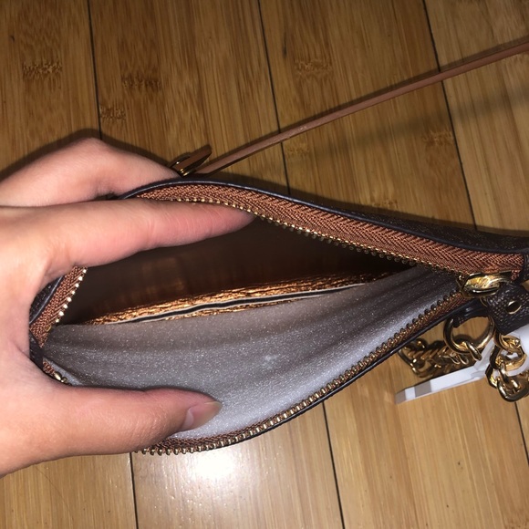 MK Wallet/Bag (Wristlet) - Picture 3 of 3